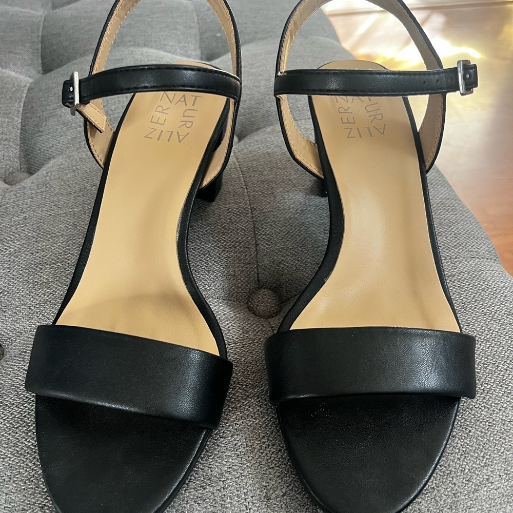 Naturalizer Black Sandals